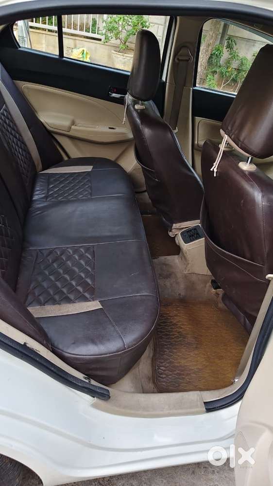 Maruti Suzuki Swift Dzire Vxi Optional, 2020, Petrol