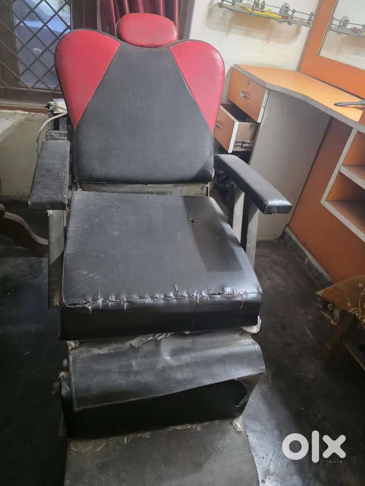 Parlor chair