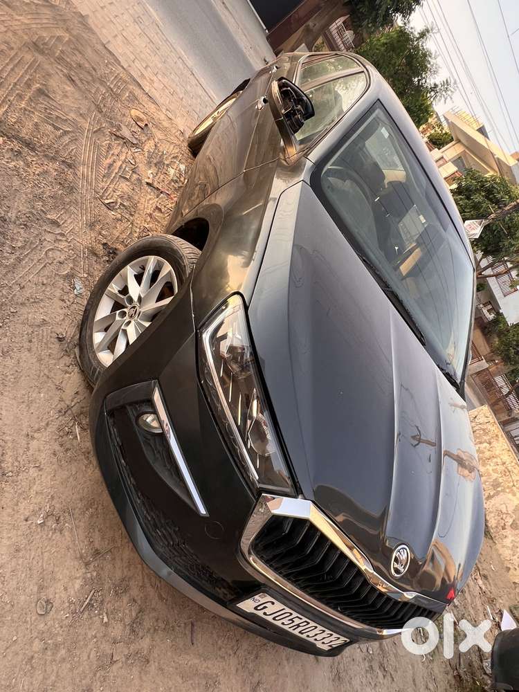 Skoda Slavia 1.0 Ambition Tsi, 2022, Petrol