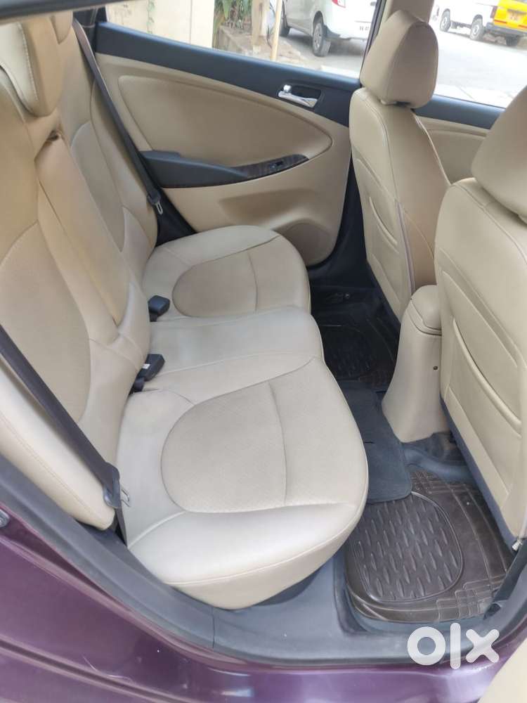 Hyundai Fluidic Verna 1.6 Vtvt Sx, 2011, Petrol