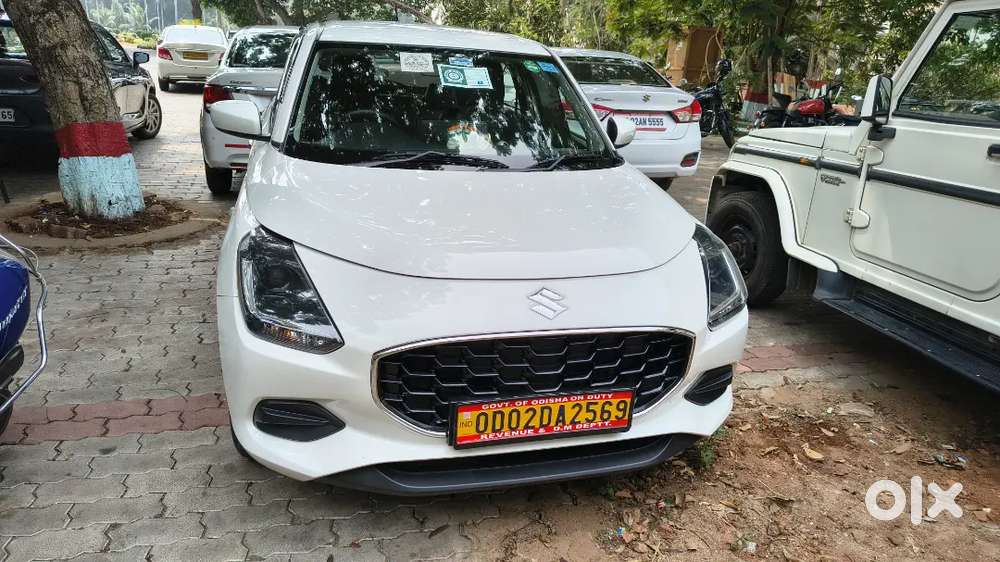 Swift Lxi Maruti 2025