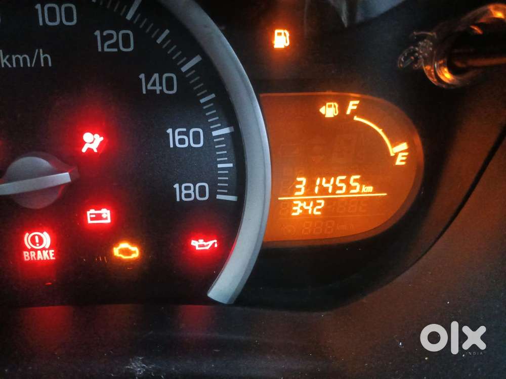 Maruti Suzuki Celerio Zxi Mt, 2017, Petrol