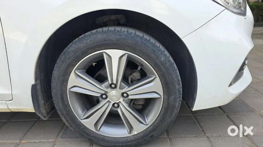 Hyundai Verna Dec 2017 Petrol Well Maintained