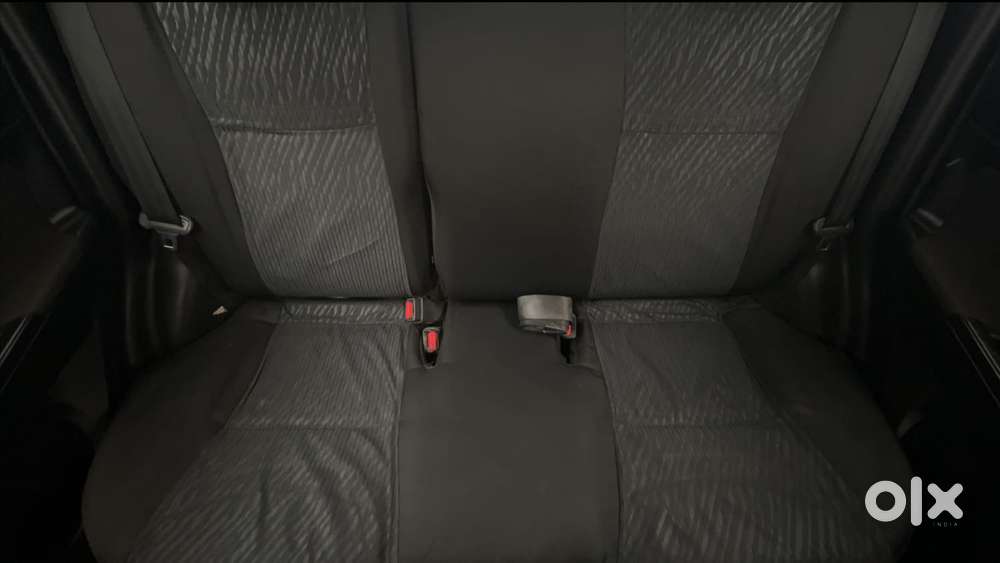 Maruti Suzuki Swift Vvt Vxi, 2016, Petrol