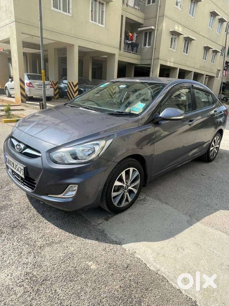 Hyundai Verna Fluidic 1.6 Vtvt Sx, 2014, Petrol