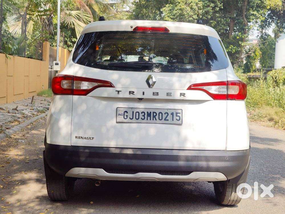 Renault Triber Rxz Easy-r Amt, 2023, Petrol