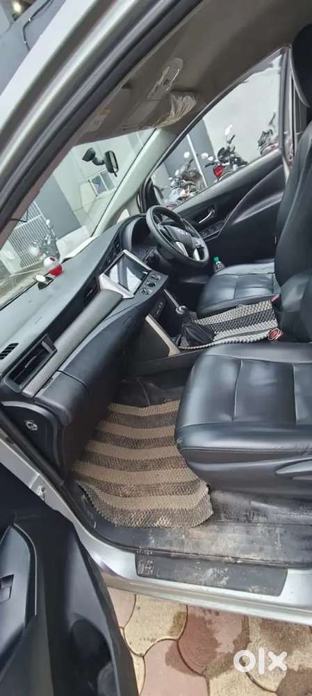 Toyota Innova Crysta 2018