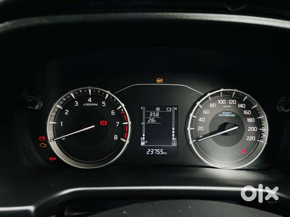 Maruti Suzuki Brezza 1.5 Vxi Smart Hybrid, 2023, Petrol