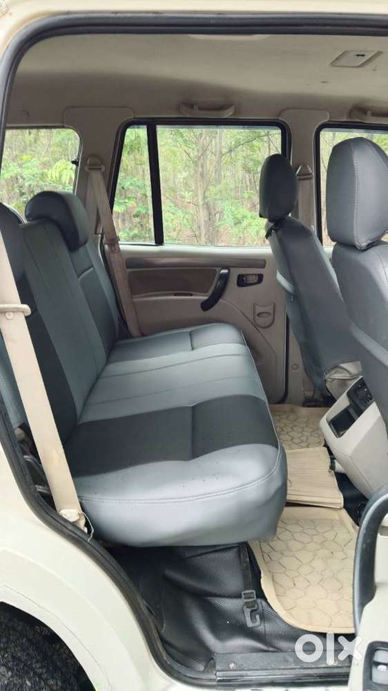 Mahindra Scorpio S4 4wd, 2016, Diesel