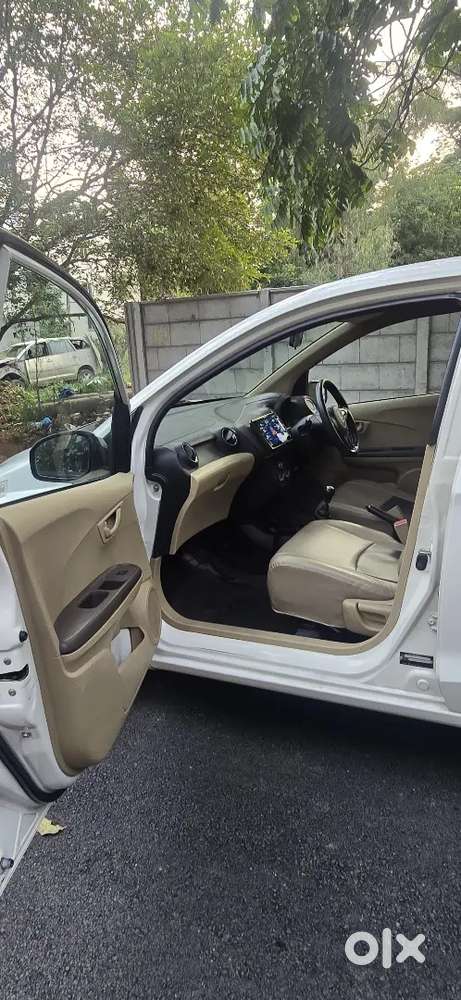 Honda Brio 2012 Petrol Well Maintained