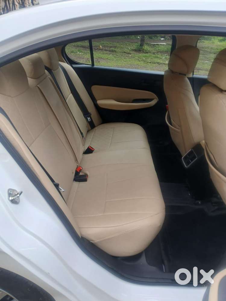 Honda City 1.5 V 5th Gen I-vtec Mt, 2023, Petrol