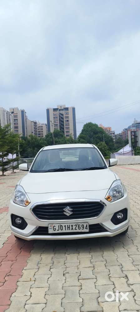Maruti Suzuki Dzire 1.2 Zxi Amt, 2018, Petrol