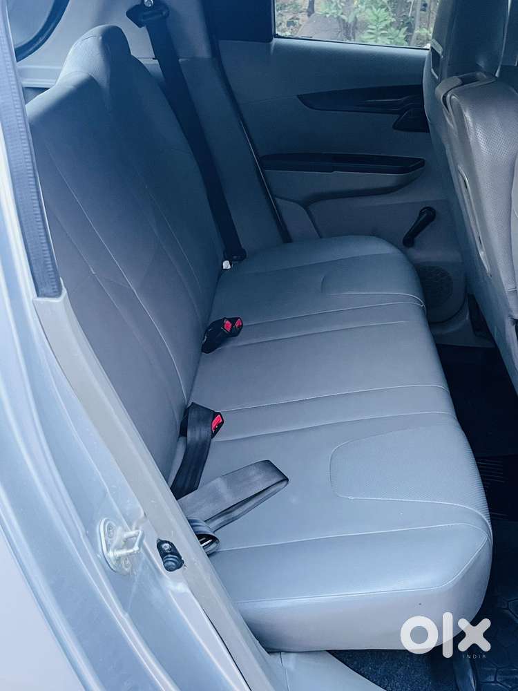 Mahindra Kuv 100, 2017, Diesel