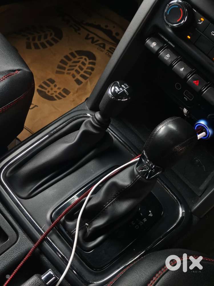 Mahindra Thar Lx Convertible Top Diesel At 4wd, 2022, Diesel