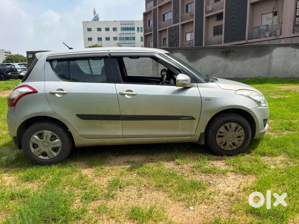 Maruti Suzuki Swift Vxi, 2013, Petrol