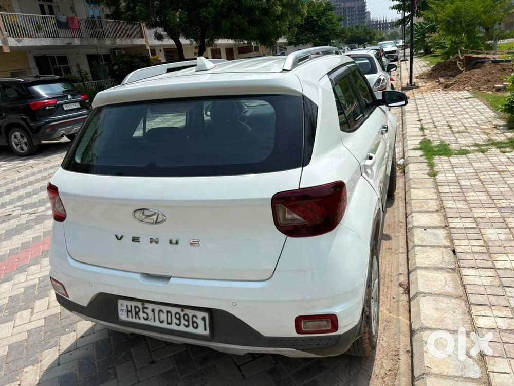 Hyundai Venue 2021 Year
