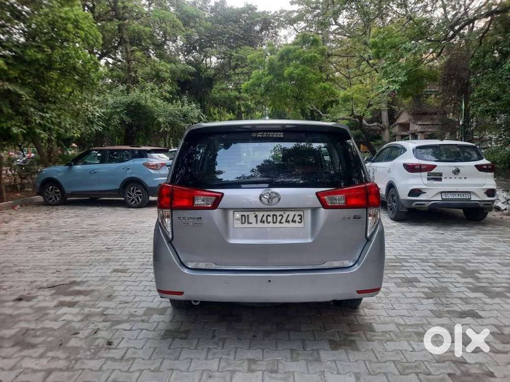 Toyota Innova Crysta 2.8 Gx At, 2017, Diesel