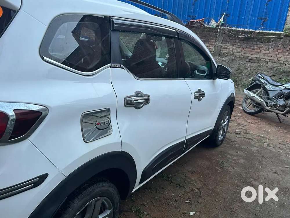 Renault Triber 2020 Petrol Well Maintained