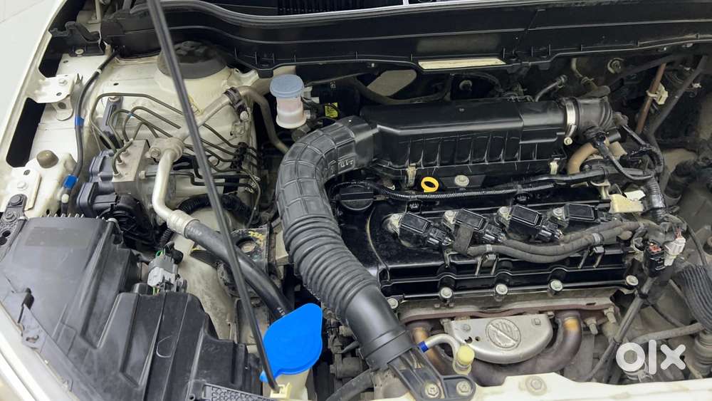 Maruti Suzuki Vitara Brezza 1.5 Vxi At, 2020, Petrol