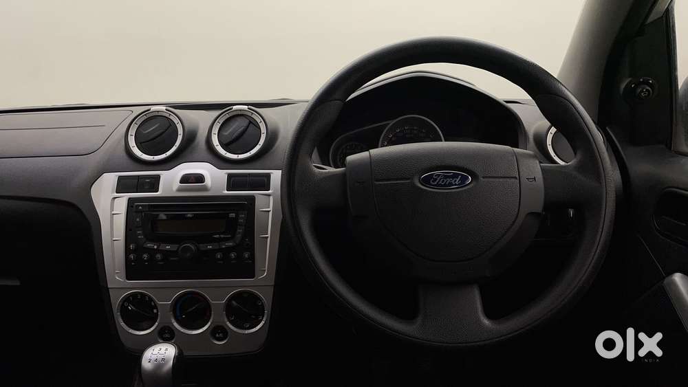 Ford Figo 1.2 Duratec Petrol Titanium, 2011, Petrol