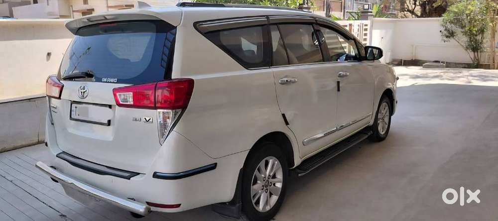 Toyota Innova Crysta 2.4 V 8 Str, 2019, Diesel