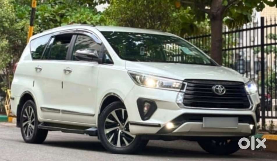 Toyota Innova Crysta 2.4 Z 7 Str, 2022, Diesel