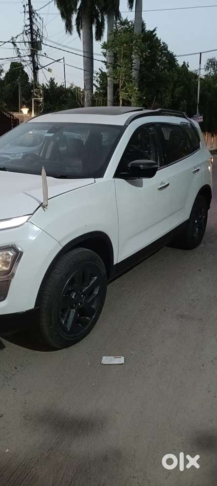 Tata Safari Accomplished X Plus 7 Str Stealth Edition, 2021, Diesel