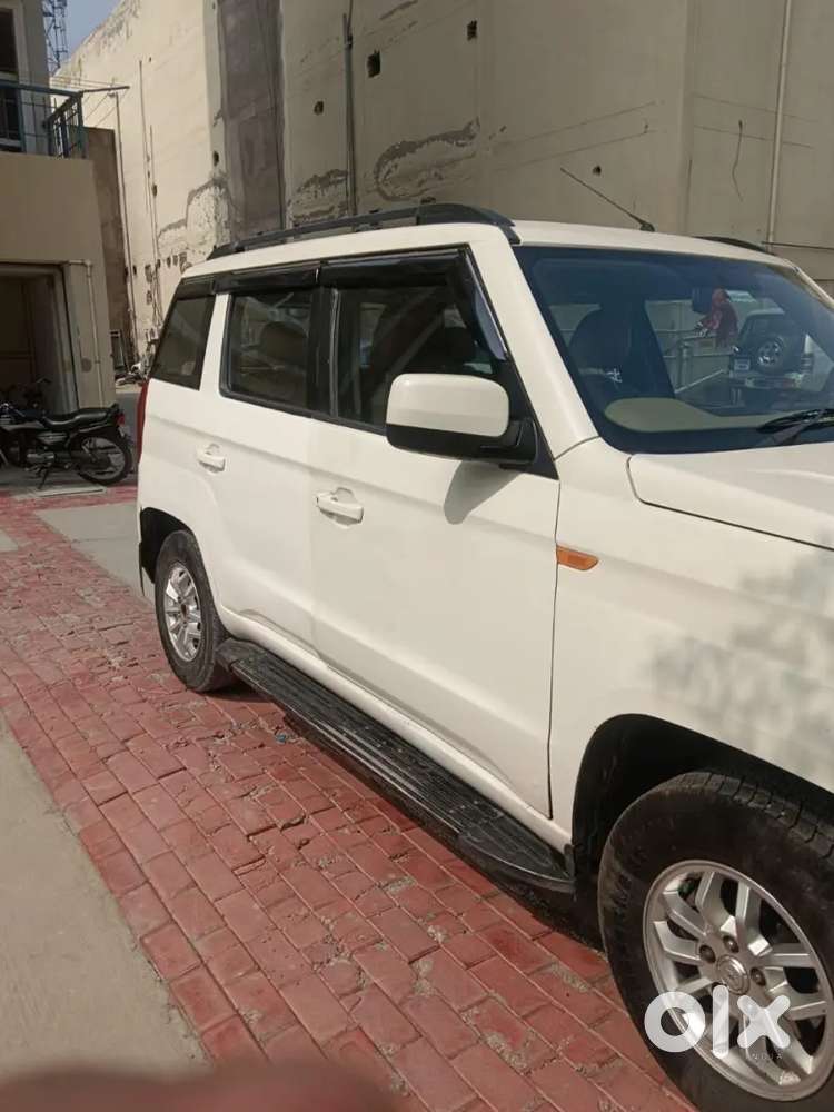 Mahindra Tuv 300 2016