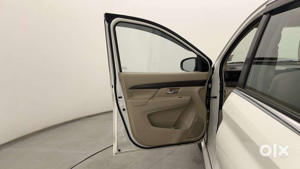 Maruti Suzuki Ertiga Zxi At, 2023, Petrol