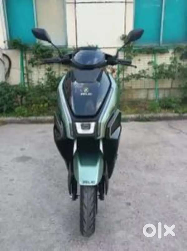 ELECTRIC SCOOTER