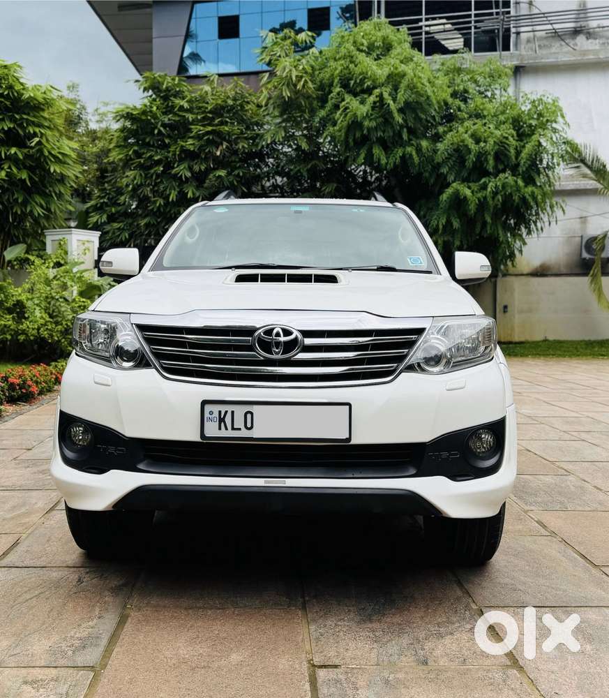 Toyota Fortuner 3.0 4x2 Mt, 2014, Diesel