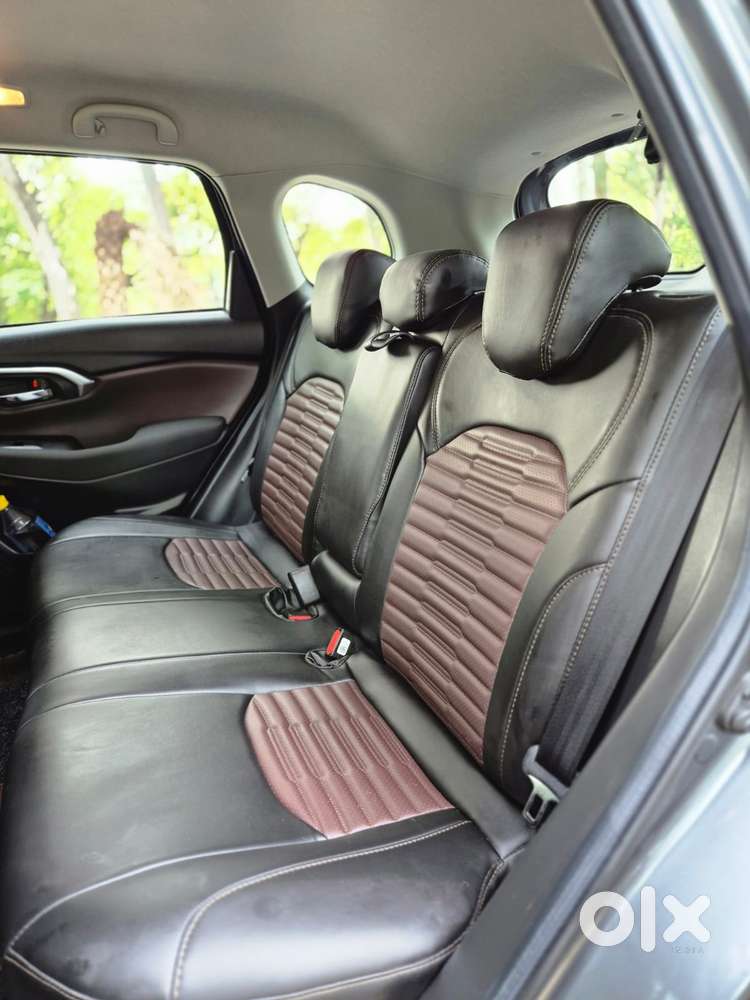 Maruti Suzuki Grand Vitara, 2025, Petrol