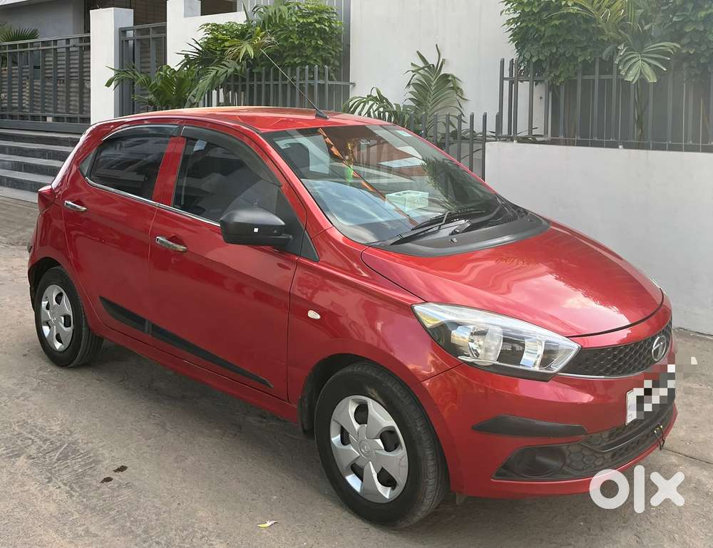 Tata Tiago 1.2 Revotron Xta, 2018, Petrol