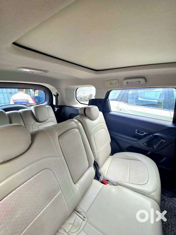 Tata Safari 2.0 Kryotec Xt Plus Dark Edition, 2023, Diesel