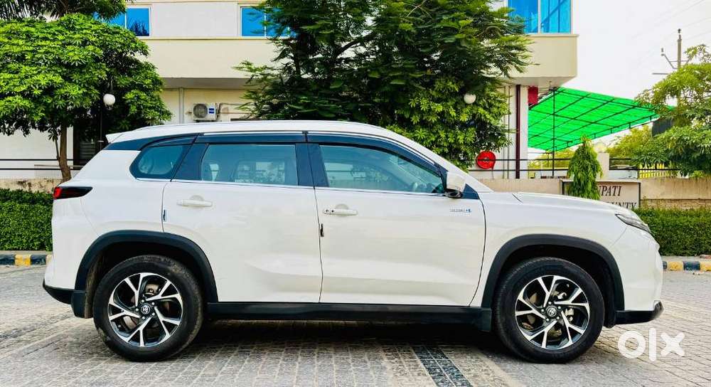 Toyota Urban Cruiser Hyryder 1.5 V Hybrid, 2024, Petrol