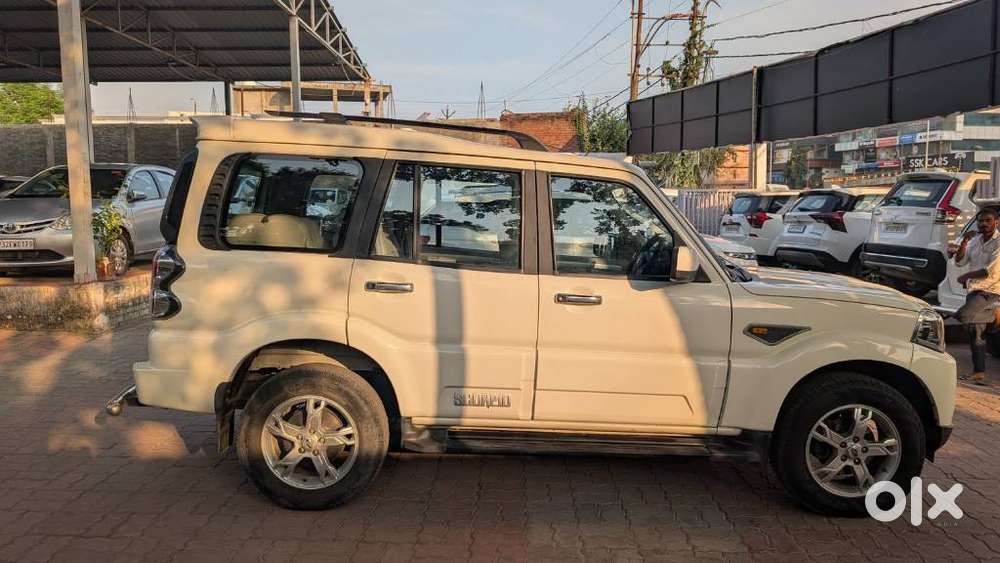 Mahindra Scorpio 1.99 S10, 2015, Diesel