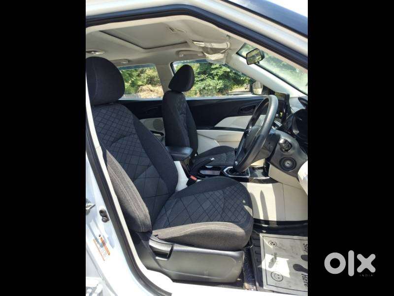 Mahindra Xuv 3xo Mx3, 2024, Petrol