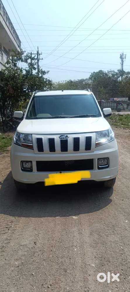 Mahindra Tuv 300 2017