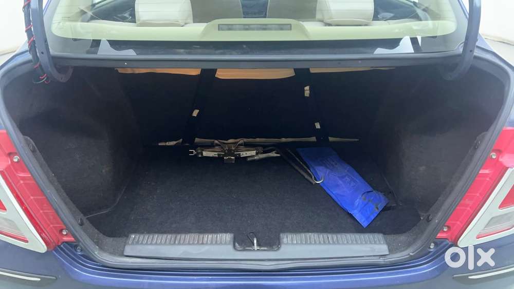 Maruti Suzuki Dzire 1.2 Zxi Amt, 2018, Petrol