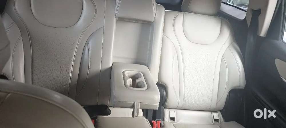Mahindra Xuv700 Ax7l 2023