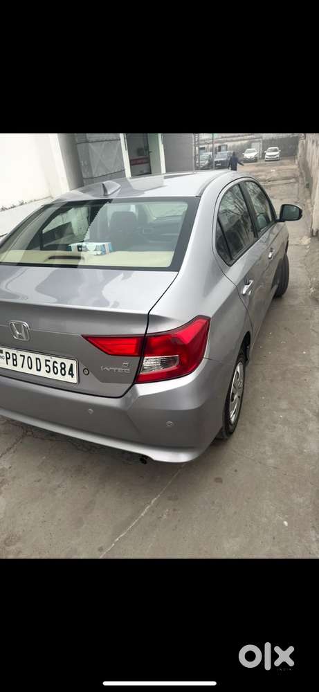 Honda Amaze 2018 Petrol Well Maintained