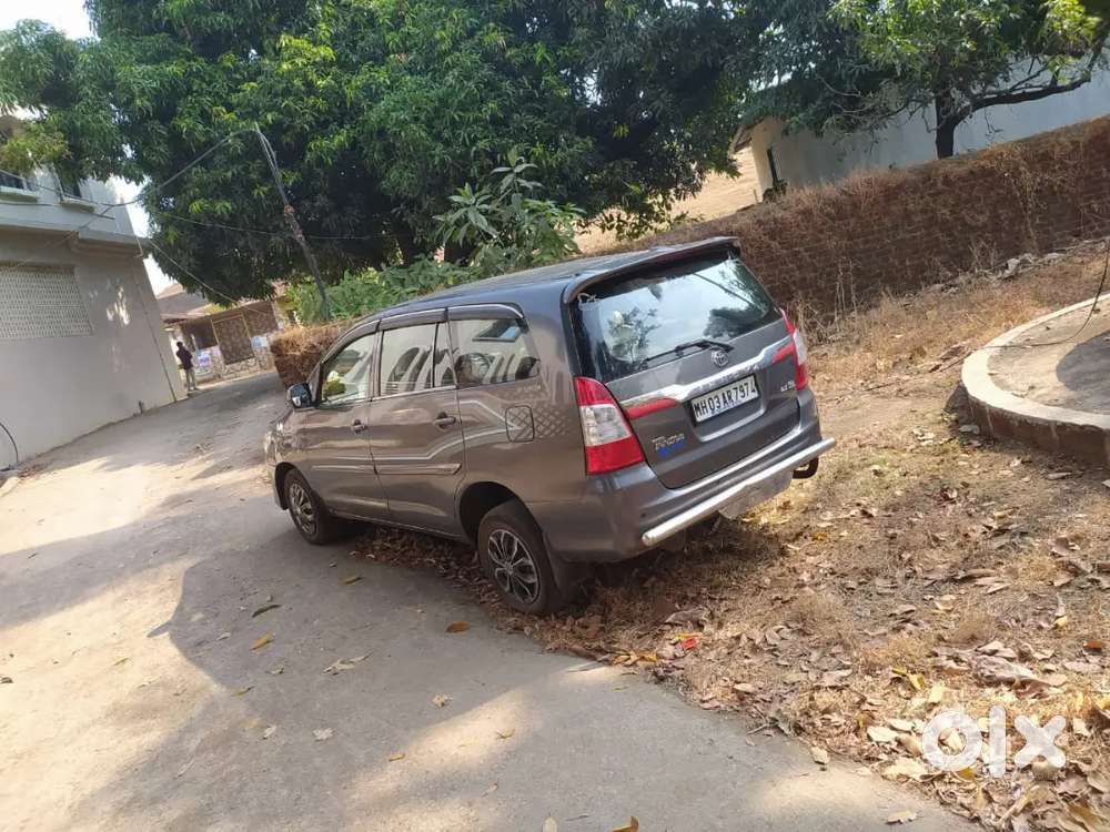 Toyota Innova 2009 Diesel 195000 Km Driven