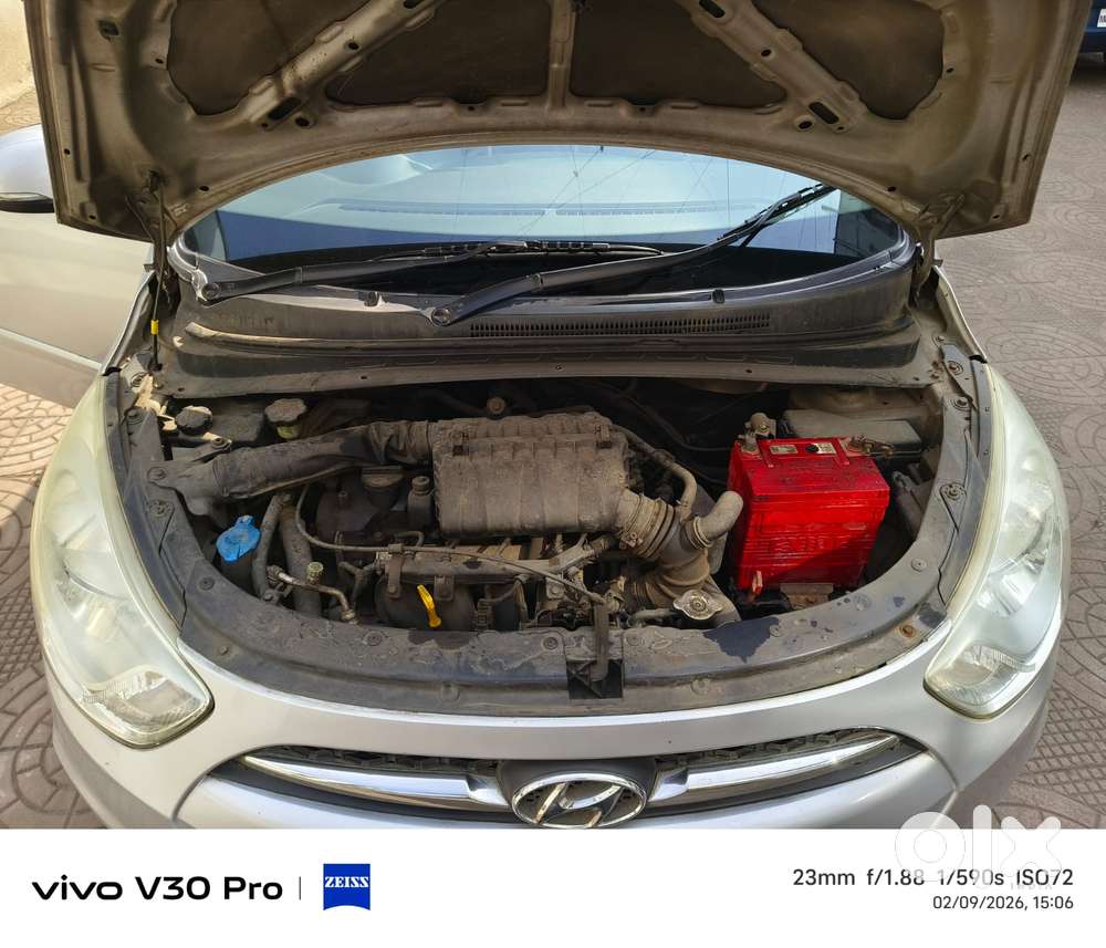 Hyundai I10 Sportz At, 2012, Petrol