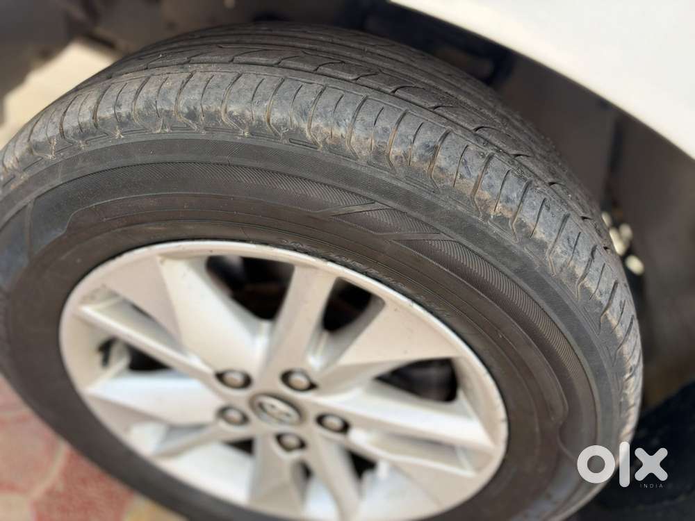 Toyota Innova Crysta 2.4 Gx Mt, 2018, Diesel