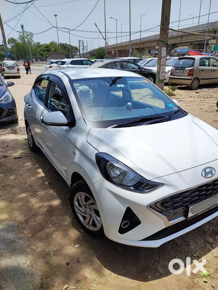 Showroom Condition 1st Owner Car. Single Hand Less Driven