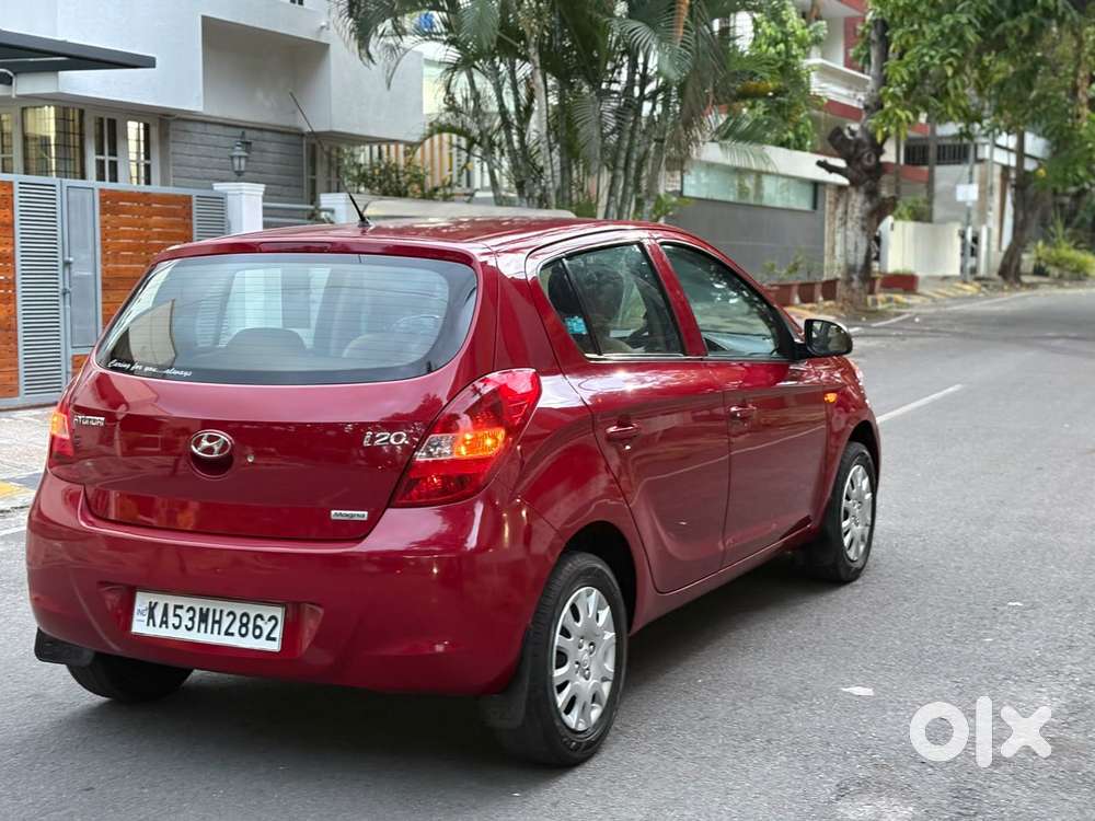Hyundai I20 Magna 1.2 Mt, 2010, Petrol
