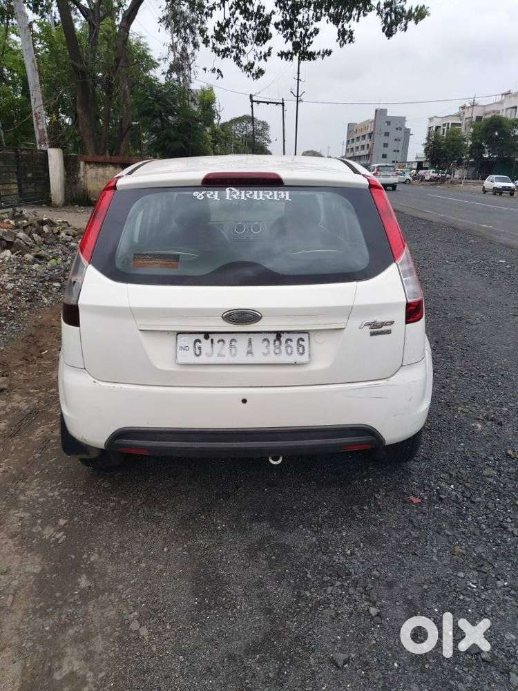 Ford Figo Diesel Titanium, 2012