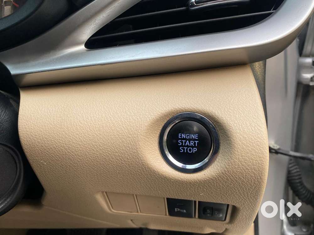Toyota Yaris G Cvt, 2020, Petrol