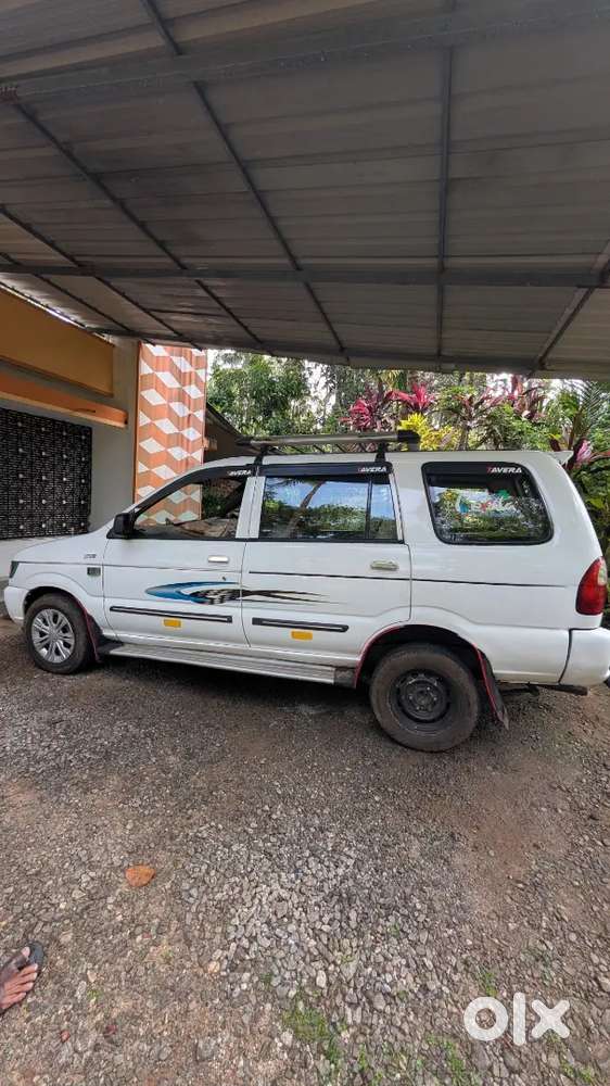 Chevrolet Tavera 2012 Bsiv