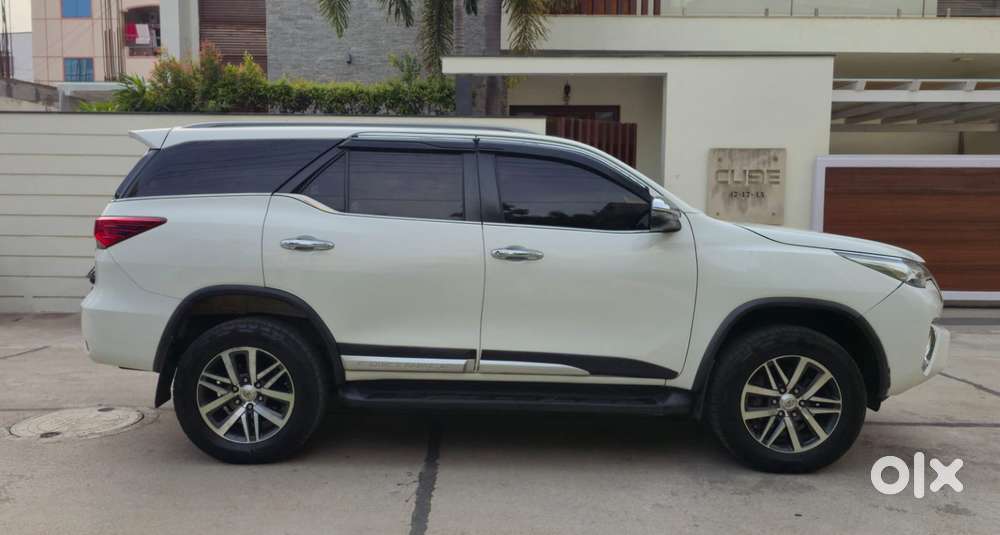 Toyota Fortuner 3.0 4x4 Manual, 2019, Diesel